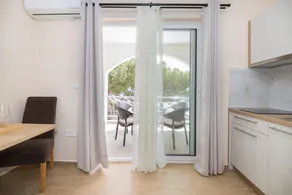 Seaside apartments in Herceg Novi - Image 3
