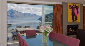 Lake View Villa, Great location and Amazing views - Image 2