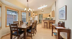 Huckleberry Cottage - Image 3