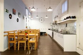 360 Hostel Borne - Image 4