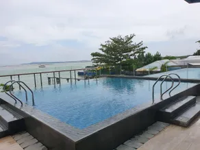 5 min walk from Port, Citi-Sea-view,  2BR for 5pax - Image 2