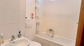 Grosses Privatzimmer mit Altbau-Charme - Image 4