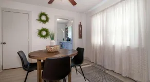 Home Sweet Home - Loft 3 BR - 1 BA WIFI SMART TV - Image 4