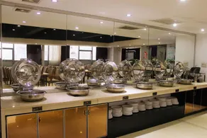 Shuanglong Plaza Hotel - Image 3