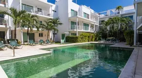 Poolside tranquil apartment in Playa del Carmen - Image 3