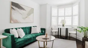 Specious Bright Flat with Garden in Central London - Image 3