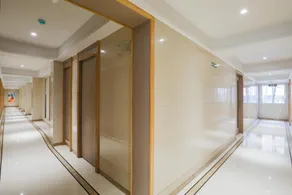 Hotel Silver Inn Mumbai - Image 5