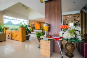 Royal Park Hotel - Image 3