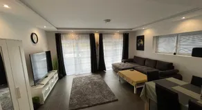 Malibu Apartman & Jacuzzi - Image 2