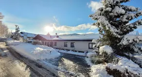 BayVista Lodge - Studios & Apartments - Image 5