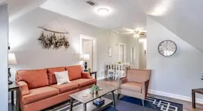 Dauphin Darling 4 Units  - Image 2