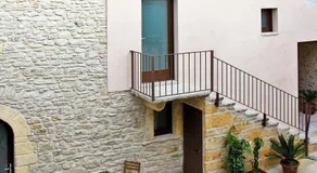 Residence San Martino - Rooms & Suite Apartments - Image 5