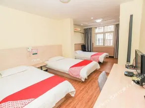 TukE China Light Residence Hotel - Image 5