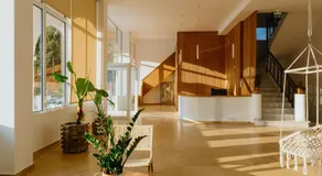 Blue Bay Hotel - Image 2