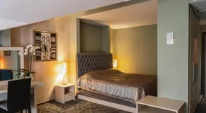 Romantique Veles Hotel - Image 2
