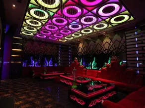 Longchang Holiday Hotel - Image 5