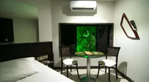 Toulouse Motel (Adult Only) - Image 2