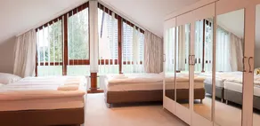 Tolstov House - 6 Room Villa with Garden - 15 Min Messe DUS & Airport DUS - Image 2