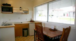Touchwood Motor Lodge - Image 3