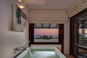 Three Gables Boutique Villa - Image 5