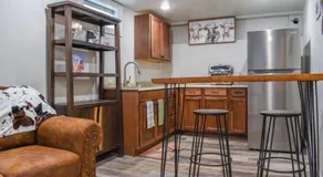 Basement apartment - Image 2