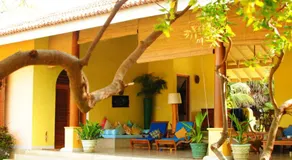 Khomba Beach House - Image 5