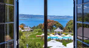 Belvidere Manor Lagoonside Cottages - Image 2