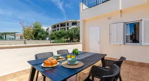 Port Apartments - Image 4