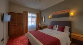 Royal Inn - Image 2