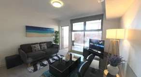 The Padbury Suites 1-Premium City Apartment - Image 3