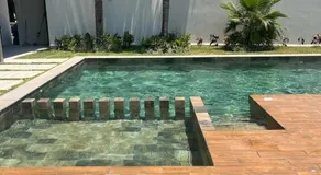 Family Vacations Incredible Beach and Pool - Image 5