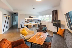  URBAN ISLAND - Riverside Apartments - Image 2
