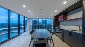 Metropol 812 - Image 4