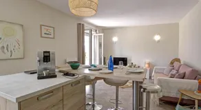 Gîte moderne avec parking sécurisé et jardin privé - Image 3