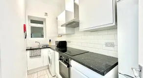 The Euston Guest House-64 - Image 3