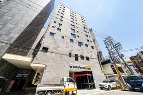 Indeokwon Hotel Brown Dot - Image 3
