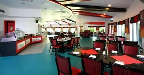 Lagoon Bay at Leonia Hotel - Image 4