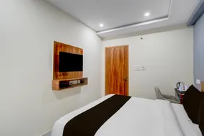 Super Townhouse Gachibowli Flyover Hyderabad - Image 4