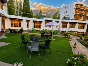 Kurja Garden Leh – Near Market - Image 3