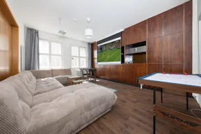 160qm 6-Zimmer Banksi-Galerie-Apartment Hauptbahnhof - Image 2