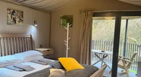 Riverside Cabins - Image 2