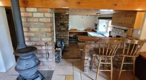 Loch Lomond shore Boat House - Image 3