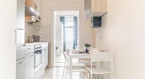 Lovely 2BR Apartment, Near U6 Schöpfwerk - Image 3