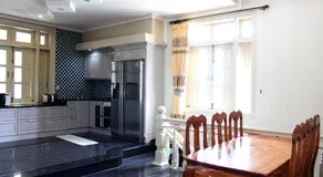 Hoang Gia Doc Let - Image 2