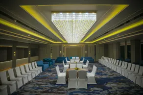 Golden Tree Hotel - Image 3