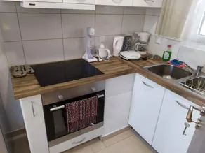 Ateni House - Image 1