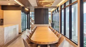 Urban Suites, Best Seaview and Cityview in Town - Image 4