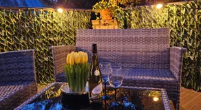 Closer to the Sea - Modern Terrace Stay - Image 3
