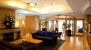 Brentwood Hotel - Image 2
