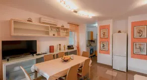 Palm Point Apartment - Image 3